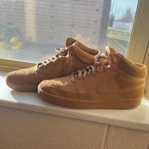 Nike Court Visions Mid-Top Size 12